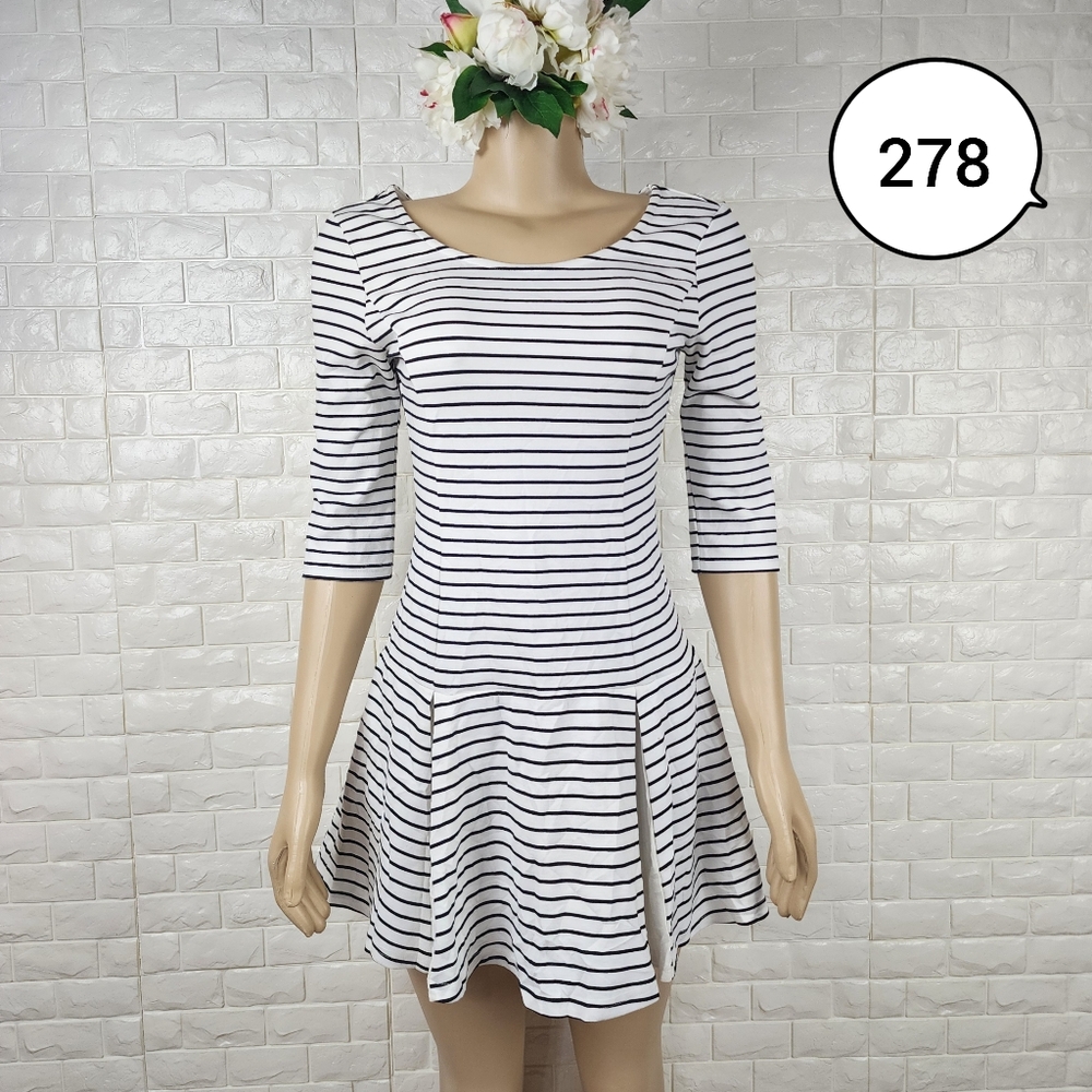 mixblu medium black and white stripe stretch dress
